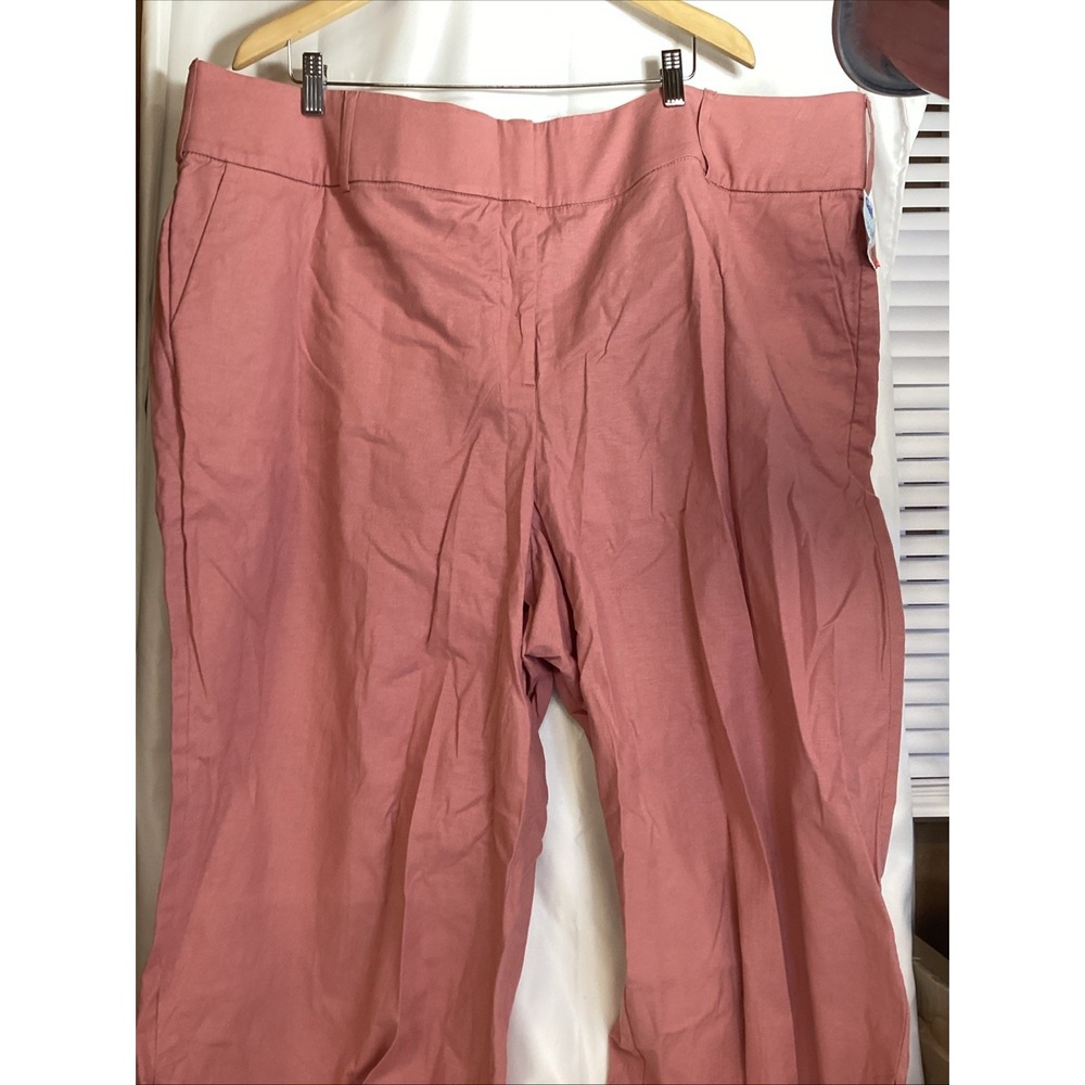 lane bryant laney capris size 26 new with tags pink color belted stretchy